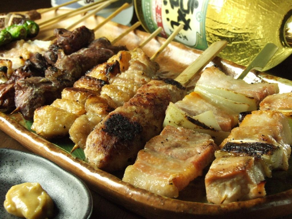 BBの定番串が一度に沢山味わえる『串10本盛り合わせ』
