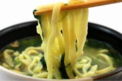 料理メニュー写真 トゥッパ(ネパール風ヌードルスープ)/チョーメン(ネパール風やきそば)