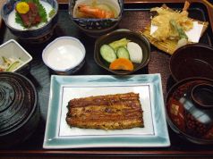 つきじ宮川本廛 そごう川口店の写真