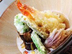 料理メニュー写真&nbsp;海老と旬野菜の揚げだし