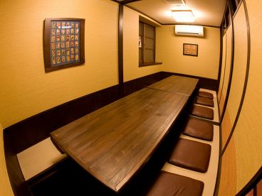 ヤマハチ商店 茶屋町店の雰囲気1