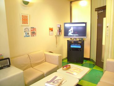 エルノーツ ELNOTES 岡山店の雰囲気1