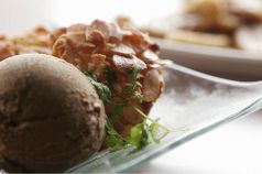 料理メニュー写真&nbsp;カスタードのアーモンド揚げ
