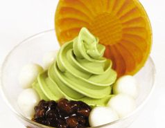 料理メニュー写真&nbsp;白玉とクリームぜんざい
