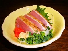 料理メニュー写真 薩摩地鶏叩き