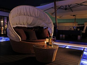 ダイニングバー カフェ Diningbar コンフォール COMFORの雰囲気1