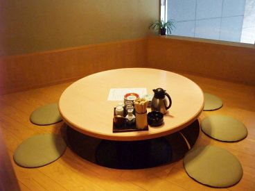 手羽屋 ホテルサンルート博多店の雰囲気1