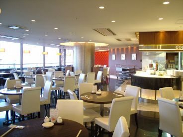 香港蒸蘢 ホンコンチョンロン モザイクダイニング四条河原町店の雰囲気メイン