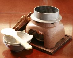 料理メニュー写真&nbsp;コーチン釜飯