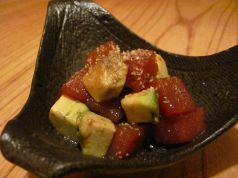 料理メニュー写真&nbsp;アボガドと鮪の山葵和え