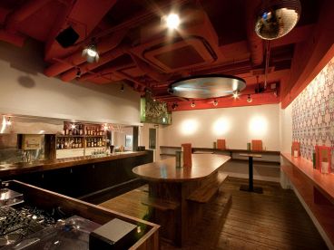 Stand Bar \300 スタンドバーサンビャクエンの雰囲気1