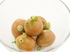 料理メニュー写真&nbsp;黒糖そら豆・キムチ・・ピーナッツもやし・うずらの味玉　他