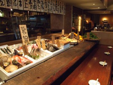 魚&炭焼 だんの雰囲気1