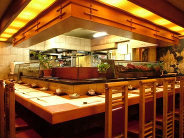 ととや 活魚料理の雰囲気1