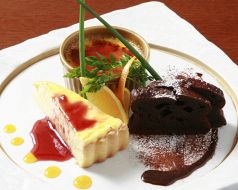 料理メニュー写真&nbsp;デザート三種盛り～お好みで3つ盛り合わせ～
