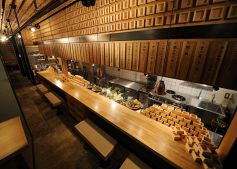 料理が出来るまでと会話が楽しめます。
