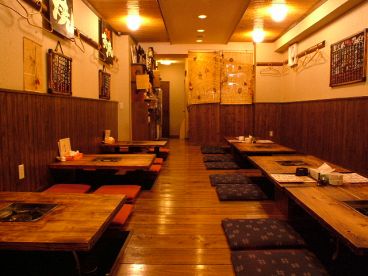 鳥三昧 松山市 二番町の雰囲気1