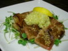 料理メニュー写真&nbsp;厚切り牛タン/極上牛の唐揚げ
