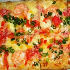 料理メニュー写真 ●【蟹と海老入りの味噌マヨピザ】