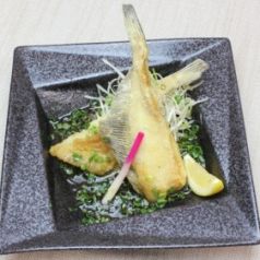 料理メニュー写真 カレイの唐揚げ 葱ポン酢