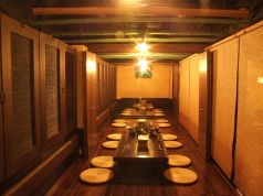 元祖竹炭やき鳥 はかた風土 本店の雰囲気1