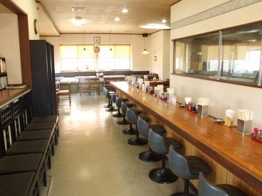 ラーメン松月の雰囲気1