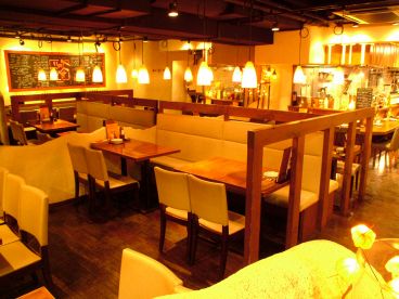 イタリア食堂 トオカボウ TOKABO 日本橋店の雰囲気1