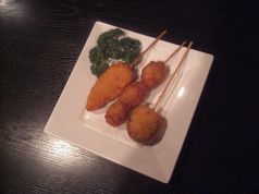 料理メニュー写真 串揚げの盛り合わせ