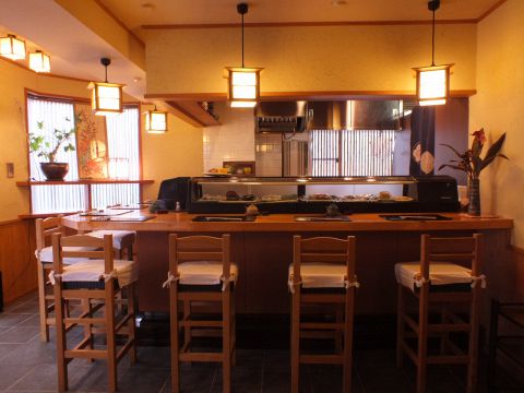 ひとり飲みしたい夜に!大門のふらりと立ち寄れる日本酒がうまいお店3選