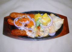 料理メニュー写真 アンビカ ミックスグリル