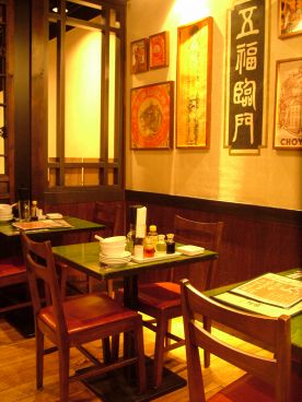 紅虎餃子房 人形町店の雰囲気1