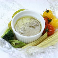 料理メニュー写真 海鮮サラダ/OZIZO風バーニャカウダ