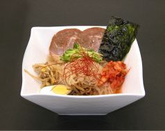 料理メニュー写真 特製冷麺