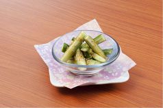 料理メニュー写真 やみつきピリ胡麻きゅうり