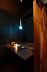 TOKYO PREMIUM 完全個室 滴 SHIZUKU 新宿東口店の雰囲気1