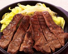 料理メニュー写真 旨塩牛タンステーキ