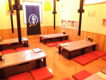 八っちゃん 柏西口の雰囲気1