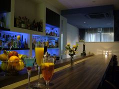 Food＆Bar　LINK
