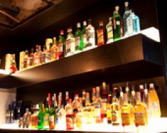 AMUSEMENT BAR Rushの写真