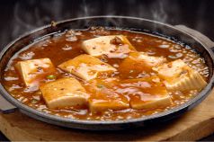 料理メニュー写真 鉄板マーボー豆富・海鮮ちぢみ・揚げ出し豆富