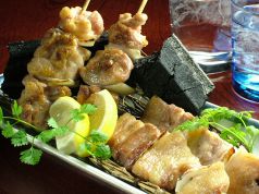 料理メニュー写真 鳥串/豚串/砂肝串/レバ串/ひな皮串/軟骨串/ぽんぽち串/長ネギ串/しし唐串
