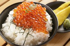 料理メニュー写真&nbsp;たっぷり北海いくら小丼