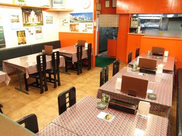ジャムナ 新大阪店の雰囲気1