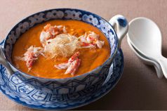 料理メニュー写真&nbsp;生うにとフカヒレのスープ