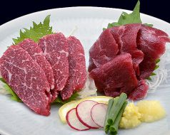 料理メニュー写真 馬刺 盛合せ(赤身・とろ)