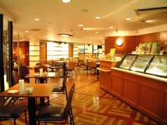 モロゾフ Morozoff さんちか店 カフェの雰囲気1