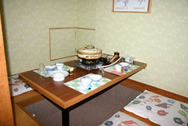 牧 新橋店 すっぽん料理の雰囲気1