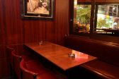 味のある、老舗ならではの雰囲気の店内席