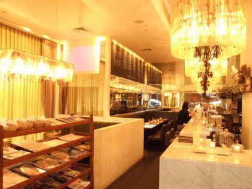 ヤオエスタブリッシュ yao_ESTAbLISH 東京ミッドタウンの雰囲気1