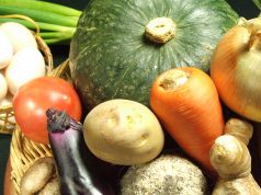 料理メニュー写真 野菜はできる限り国産品を使用しております。